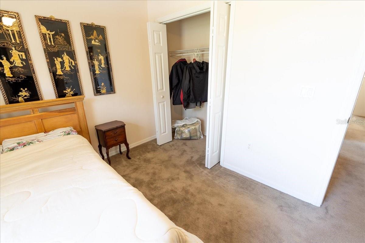 Listing photo id 26 for 2826 Martha Lane