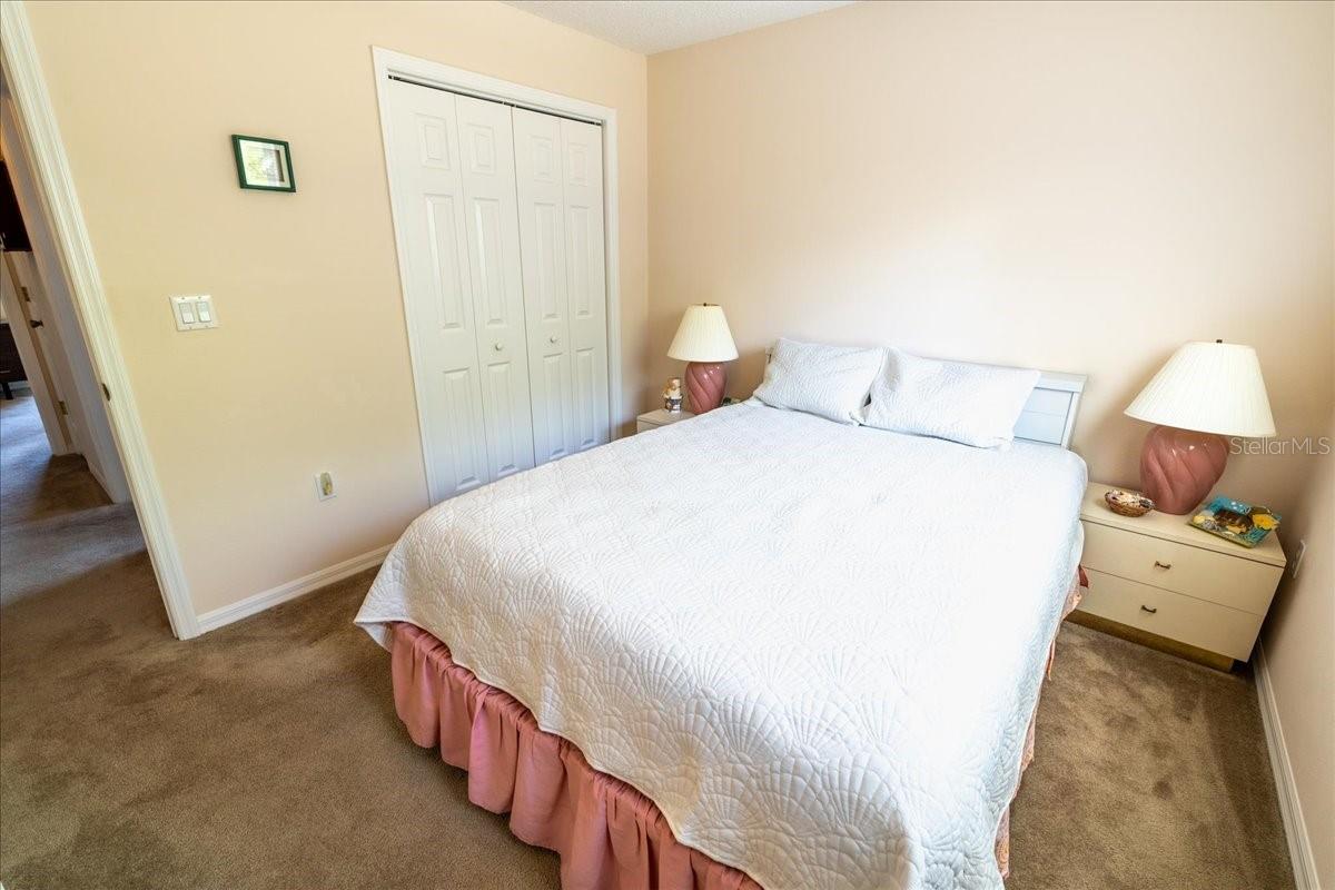 Listing photo id 28 for 2826 Martha Lane