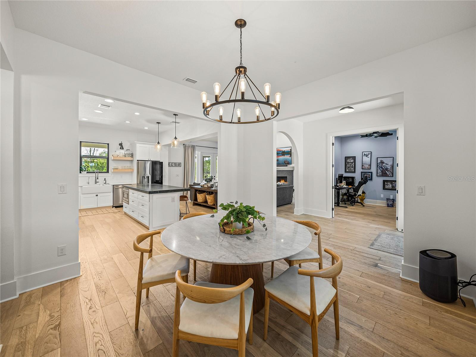 Image 15 of 89 For 18577 Clay Hill Road