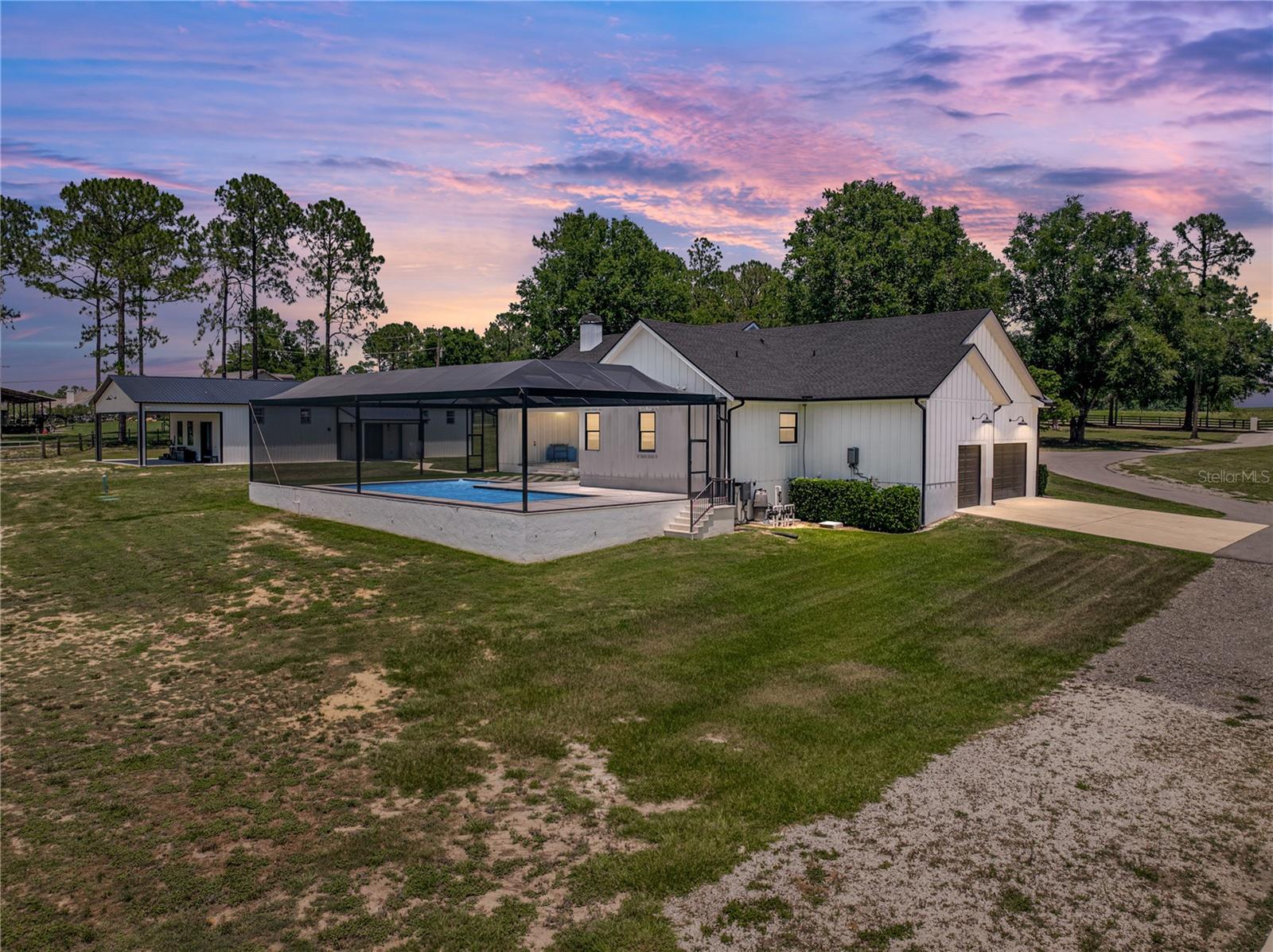 Image 56 of 89 For 18577 Clay Hill Road