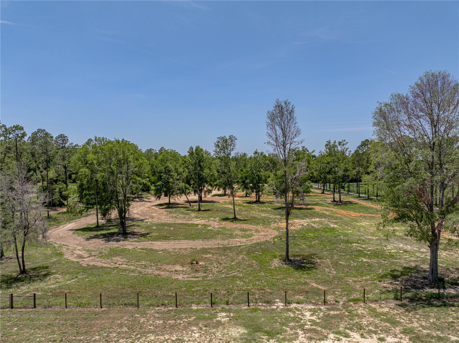Image 76 of 89 For 18577 Clay Hill Road