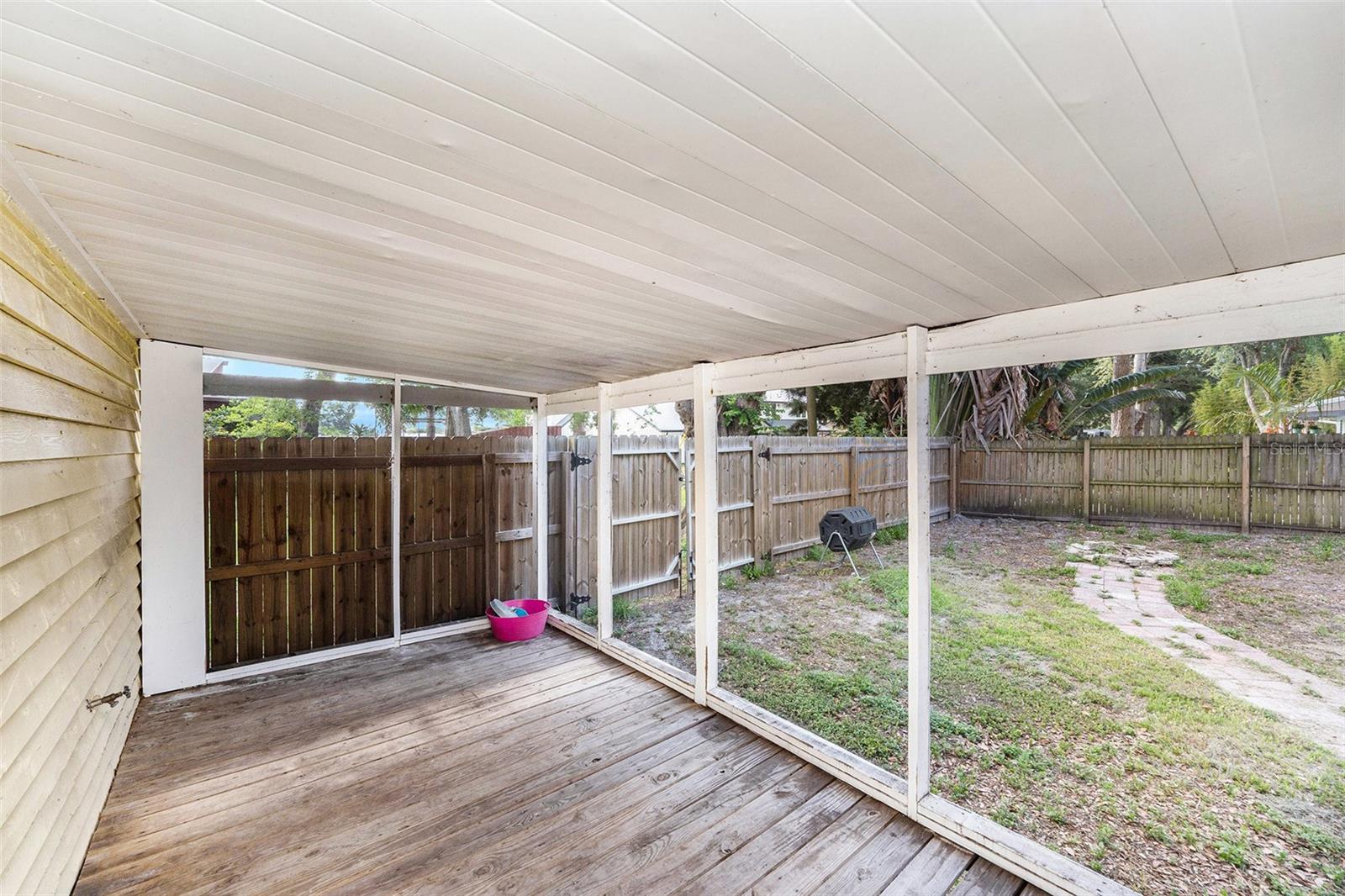 Image 24 of 30 For 6024 90th Avenue N