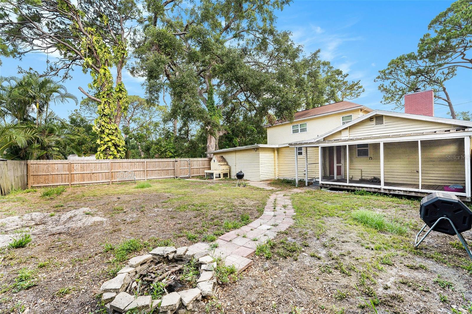 Image 29 of 30 For 6024 90th Avenue N