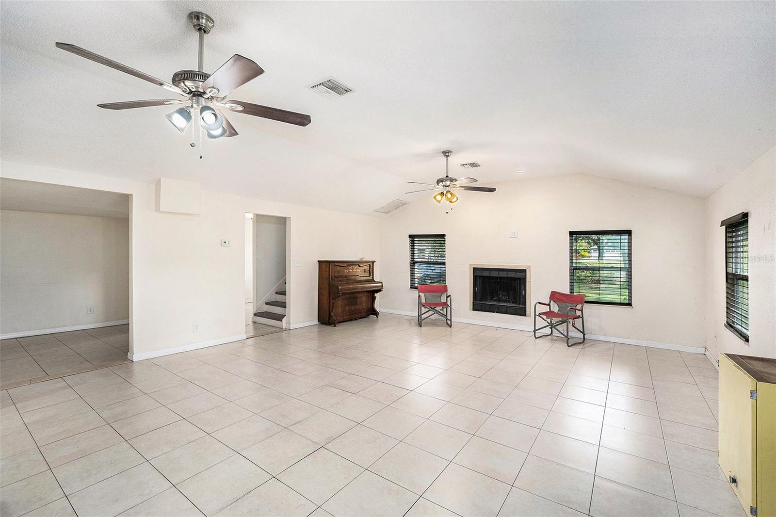 Image 4 of 30 For 6024 90th Avenue N