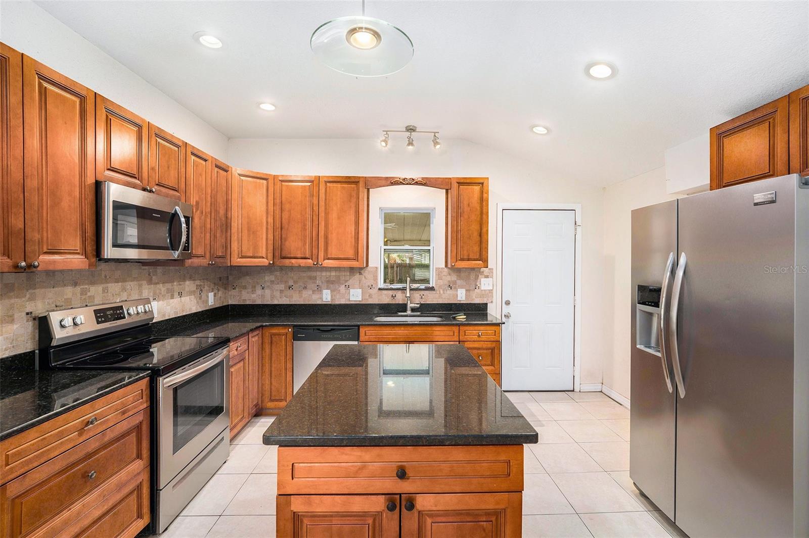 Image 8 of 30 For 6024 90th Avenue N