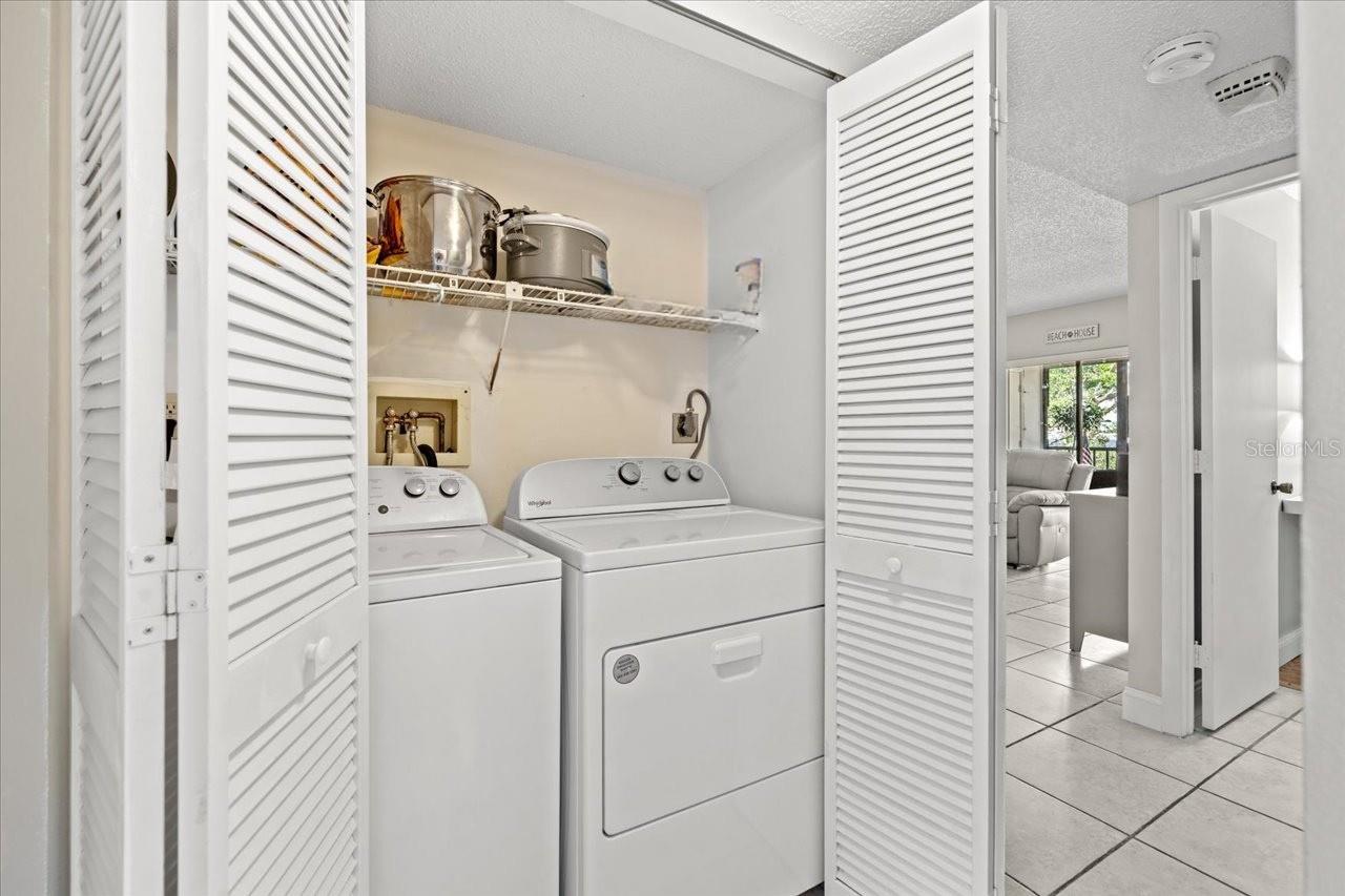 Listing photo id 25 for 2650 Countryside Boulevard A210