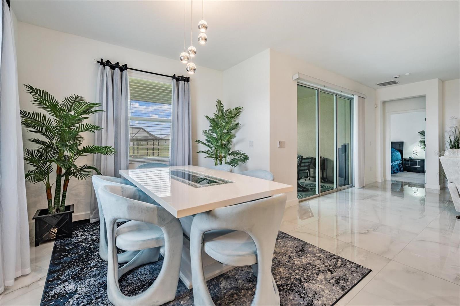 Image 12 of 98 For 10381 Tupper Cay Drive