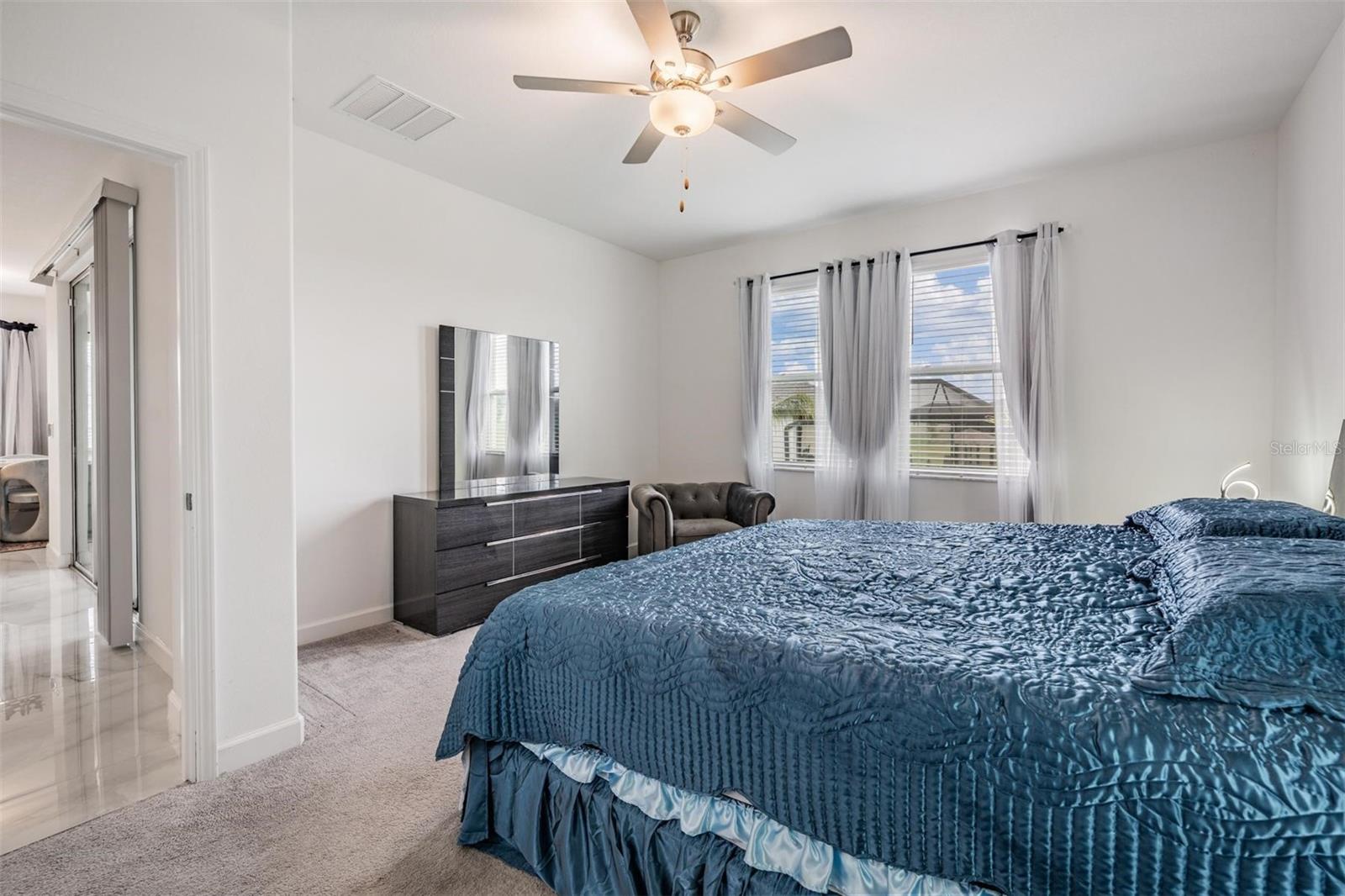 Image 18 of 98 For 10381 Tupper Cay Drive