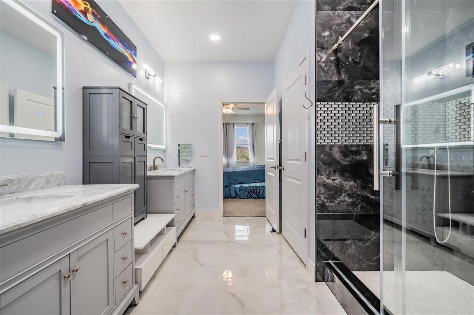 Image 19 of 98 For 10381 Tupper Cay Drive