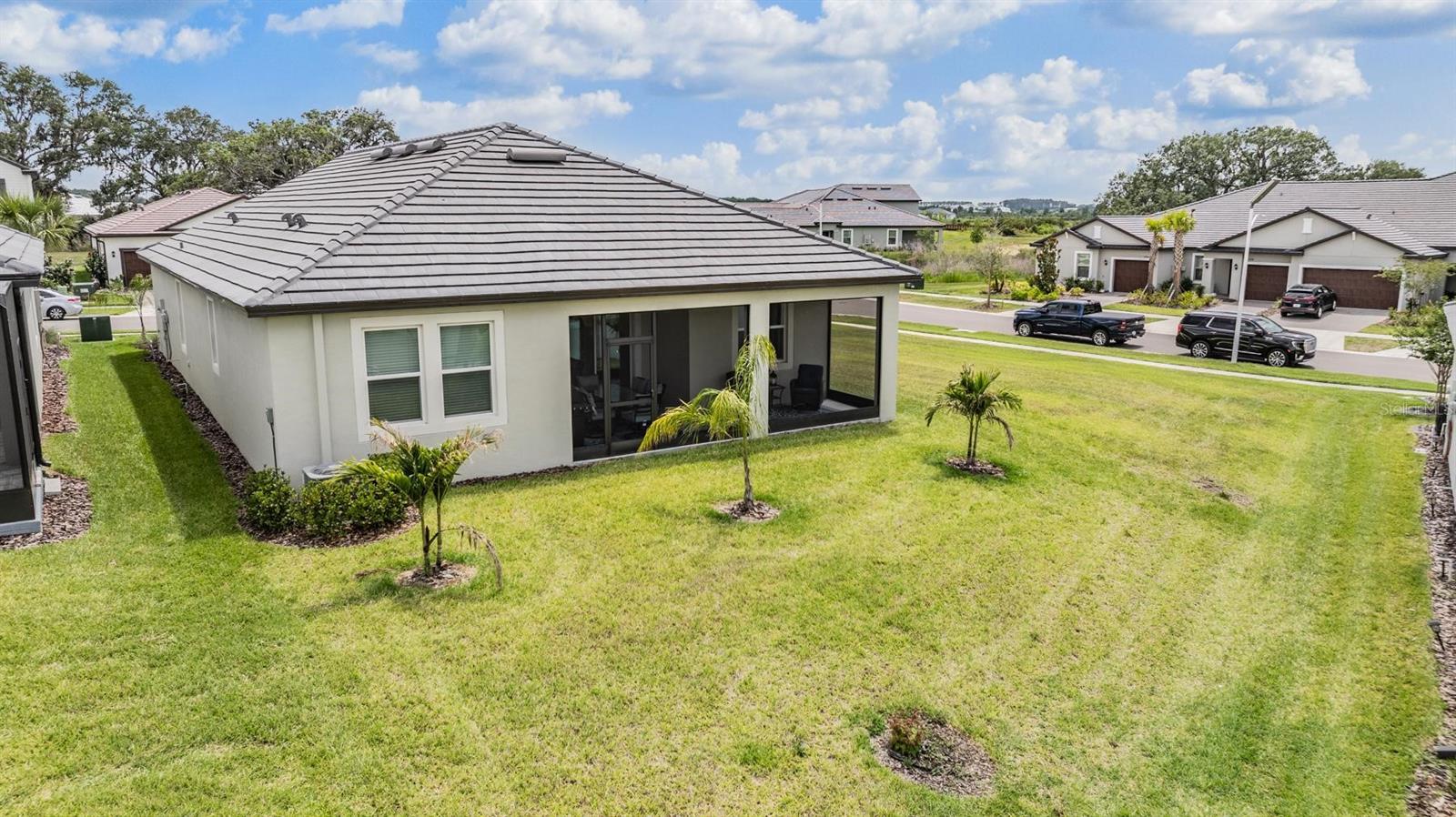 Image 36 of 98 For 10381 Tupper Cay Drive