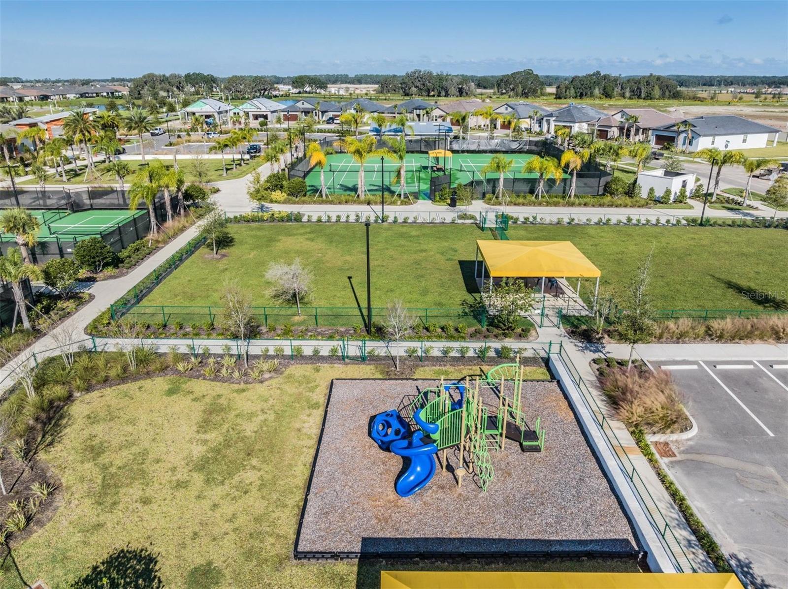 Image 45 of 98 For 10381 Tupper Cay Drive