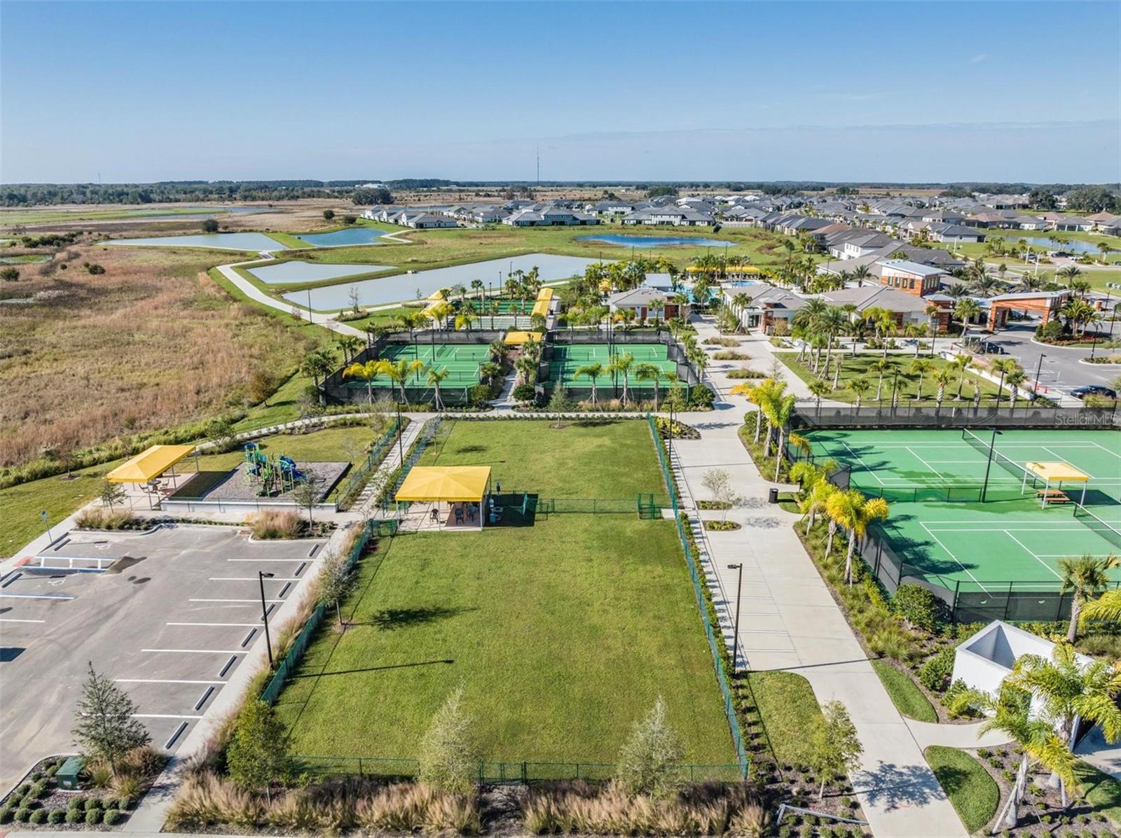 Image 49 of 98 For 10381 Tupper Cay Drive