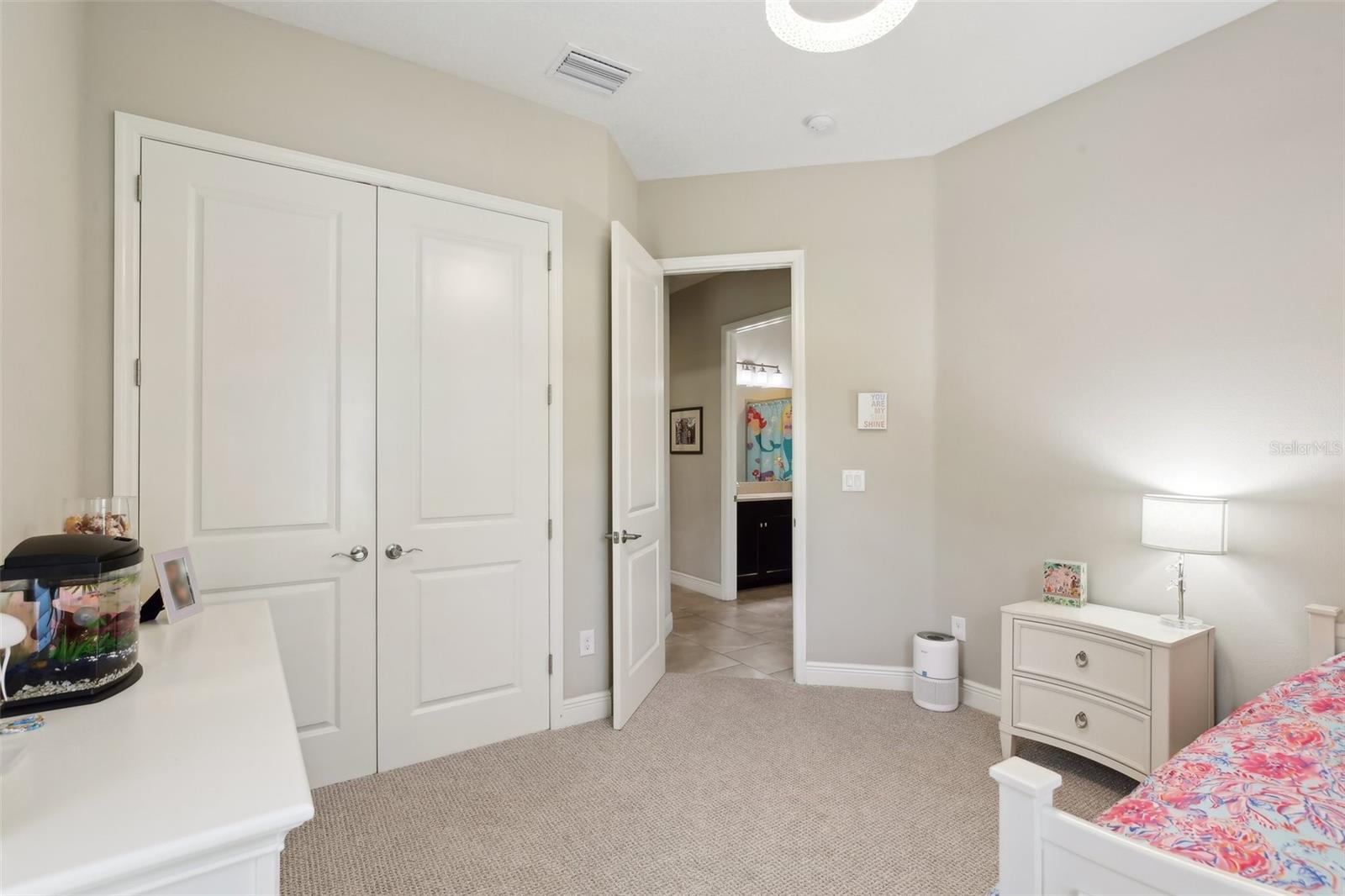 Listing photo id 24 for 14715 Fishhawk Preserve Drive