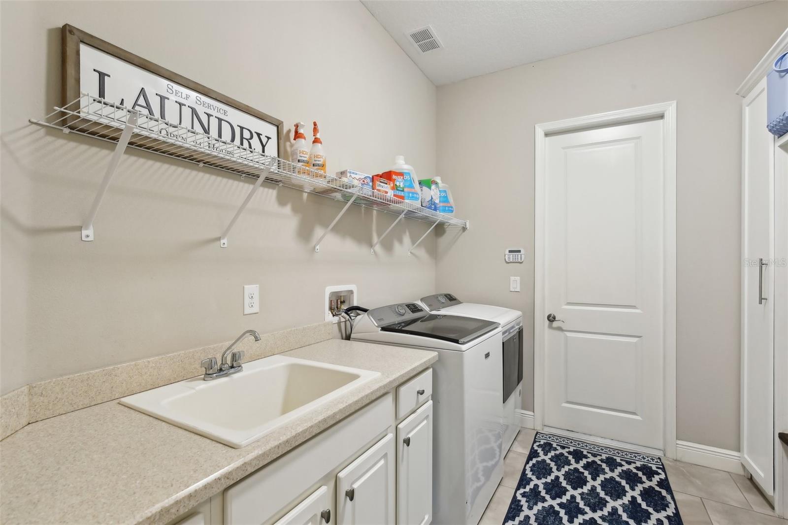 Listing photo id 25 for 14715 Fishhawk Preserve Drive