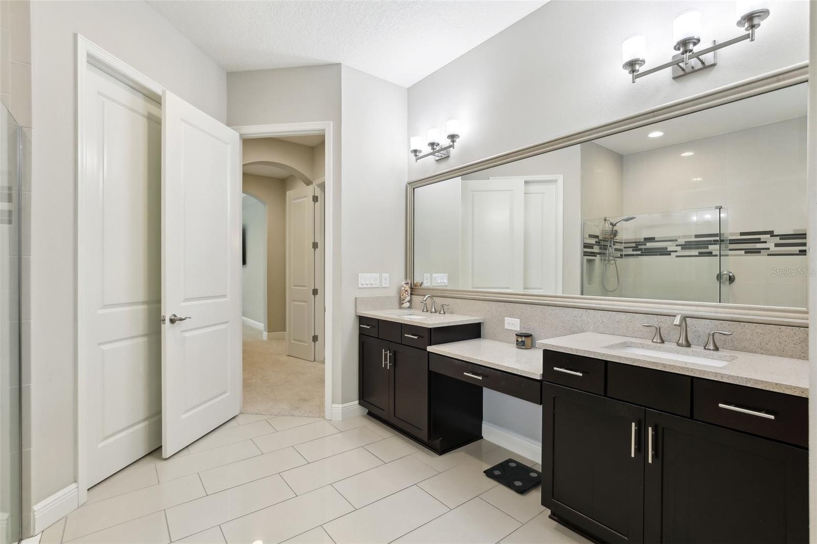 Listing photo id 33 for 14715 Fishhawk Preserve Drive