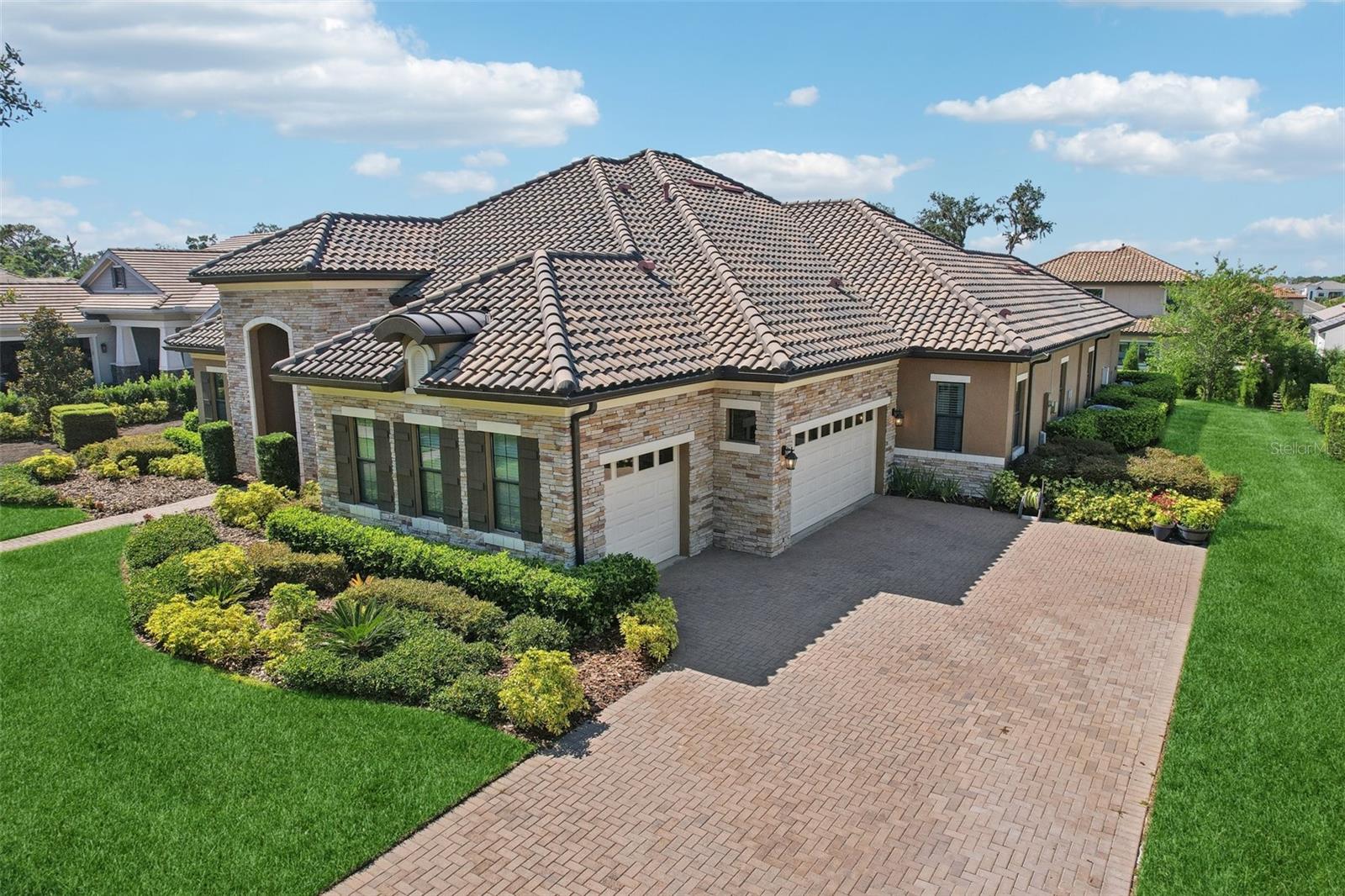 Listing photo id 2 for 14715 Fishhawk Preserve Drive