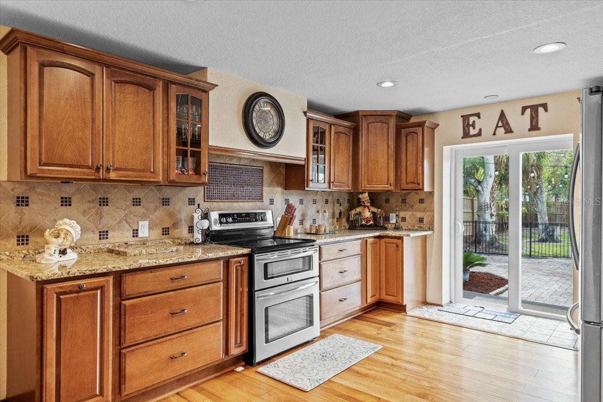 Image 33 of 83 For 4301 Lockwood Ridge Road