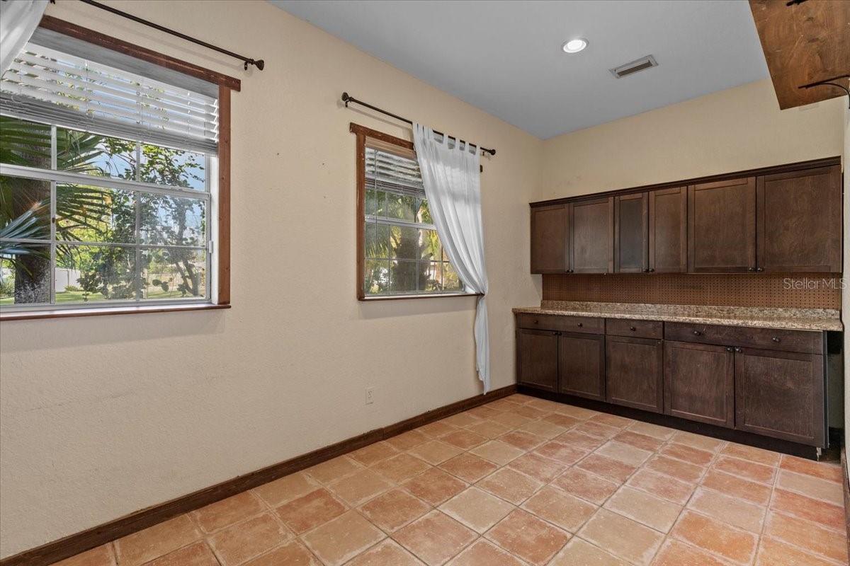 Image 38 of 83 For 4301 Lockwood Ridge Road