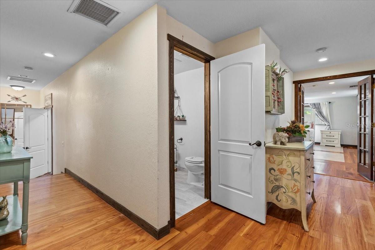 Image 39 of 83 For 4301 Lockwood Ridge Road