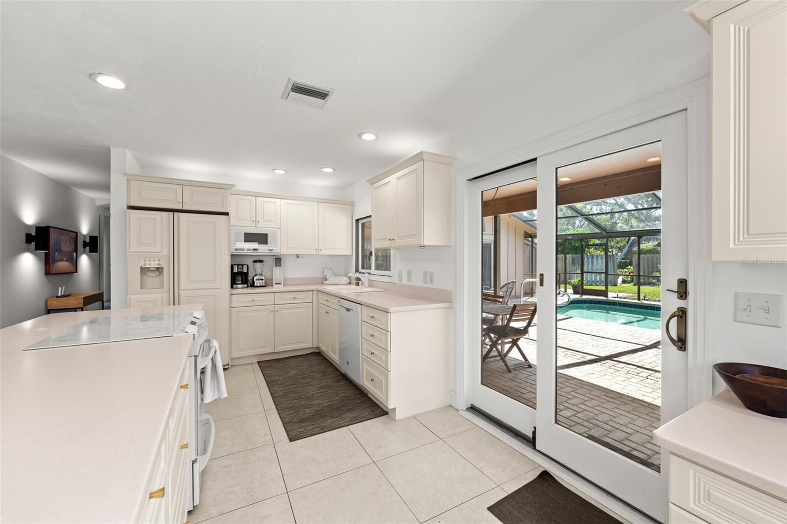 Image 14 of 38 For 6101 Willow Oak Circle