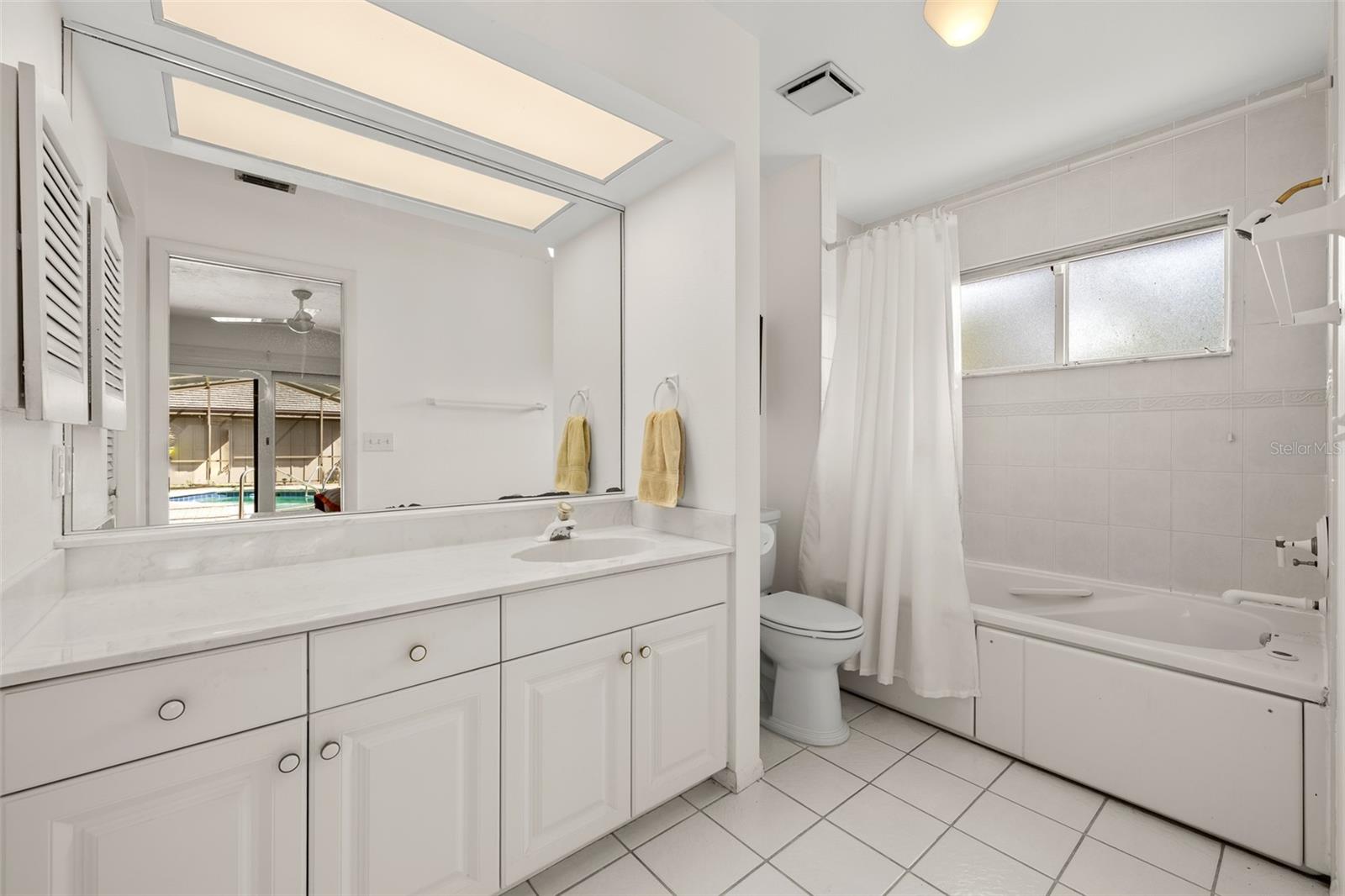 Image 20 of 38 For 6101 Willow Oak Circle