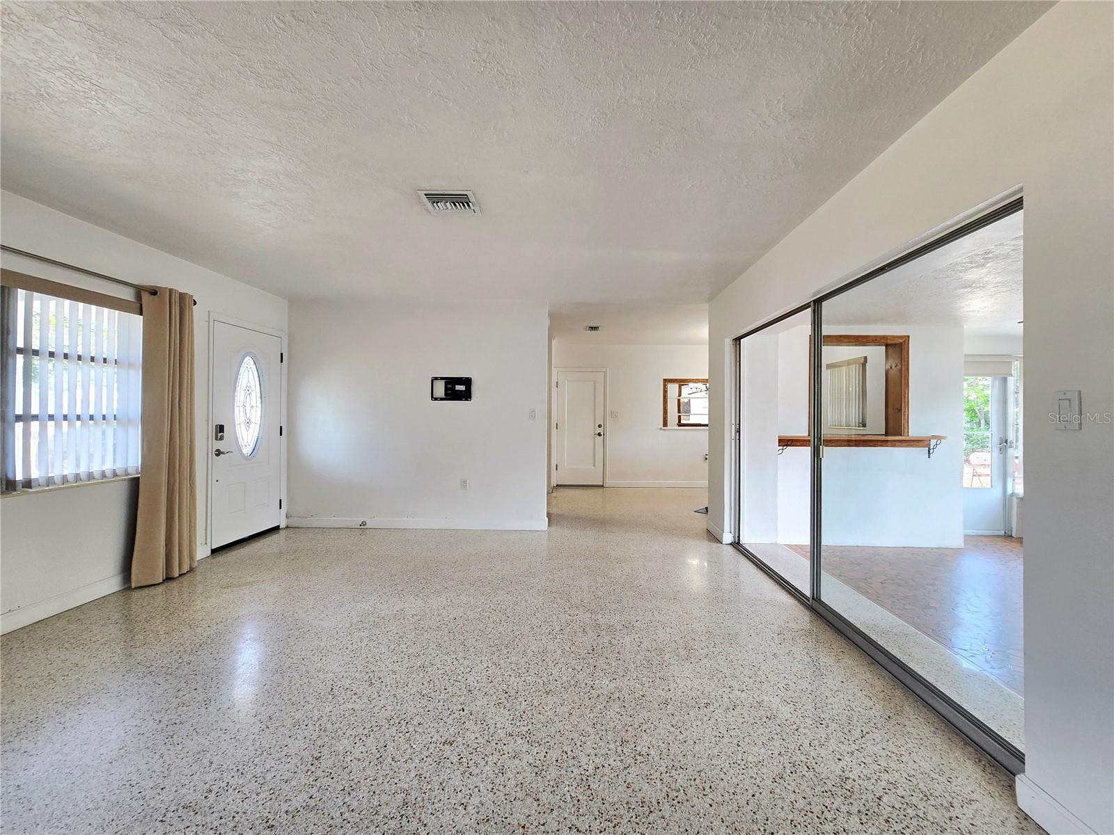 Image 3 of 33 For 11735 86th Avenue