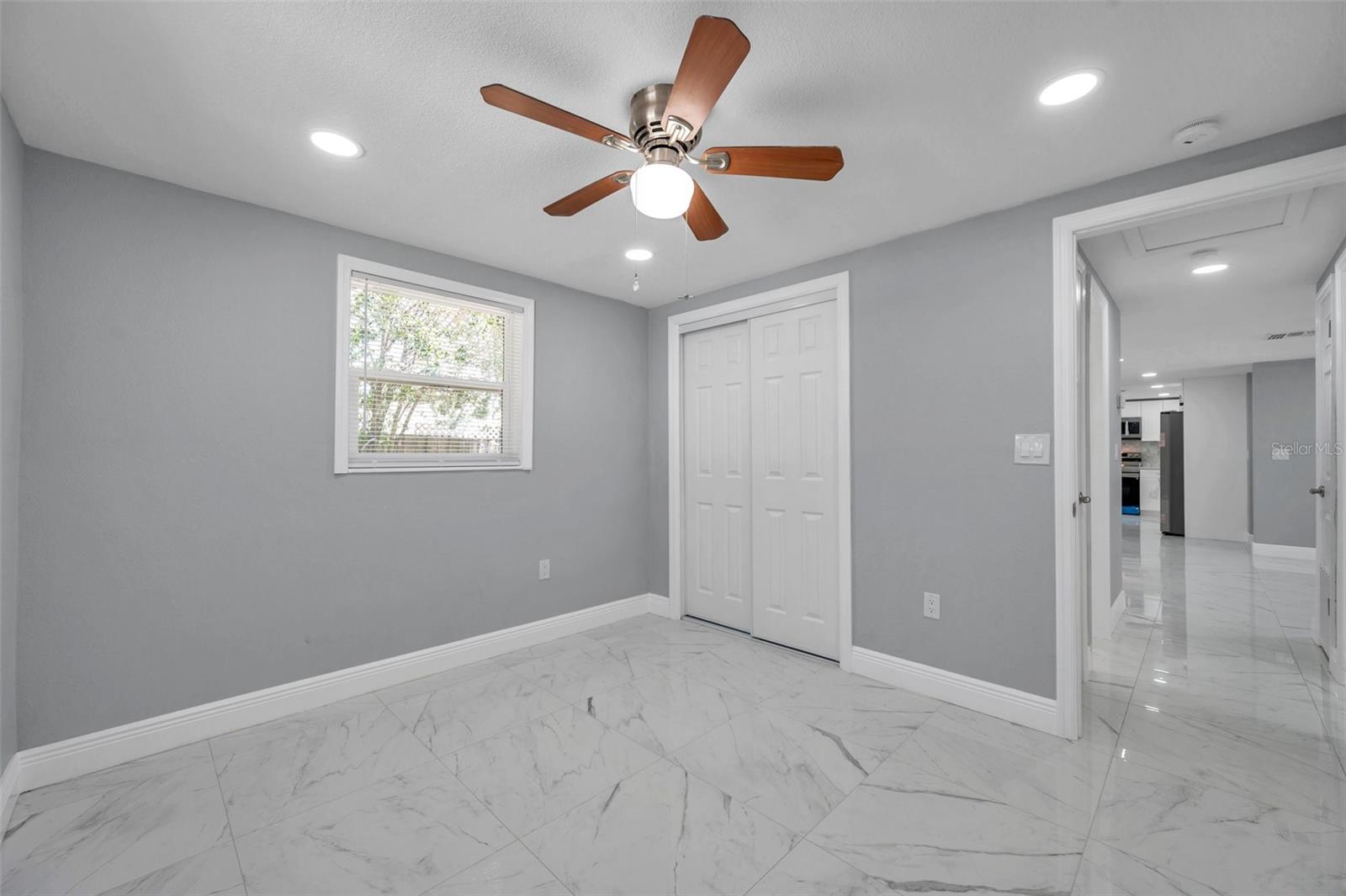 Listing photo id 20 for 6309 7th Avenue