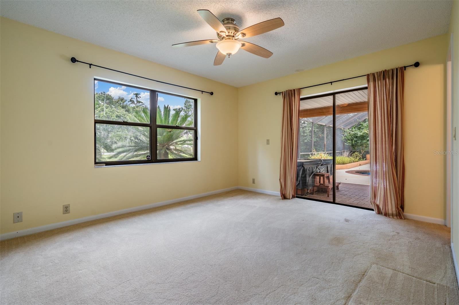 Image 36 of 62 For 707 Warren Road
