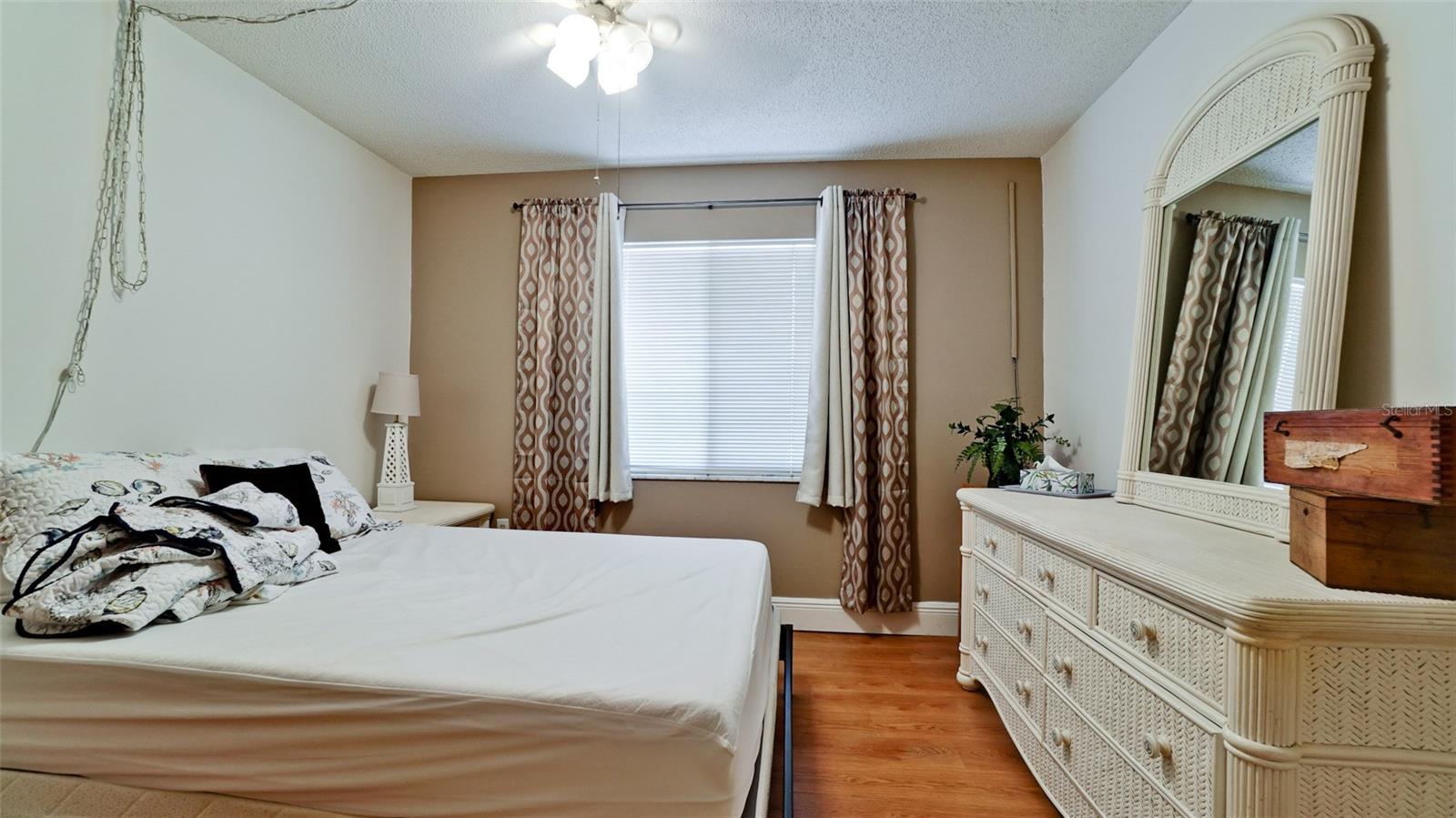 Image 16 of 43 For 3534 Lake Bayshore Drive 118