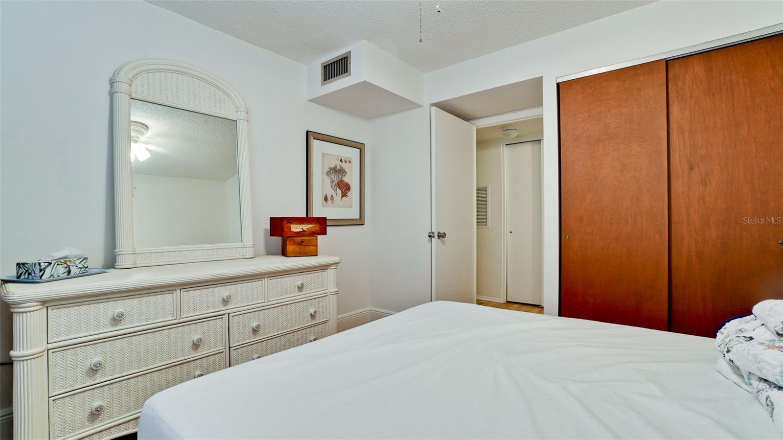 Image 17 of 43 For 3534 Lake Bayshore Drive 118