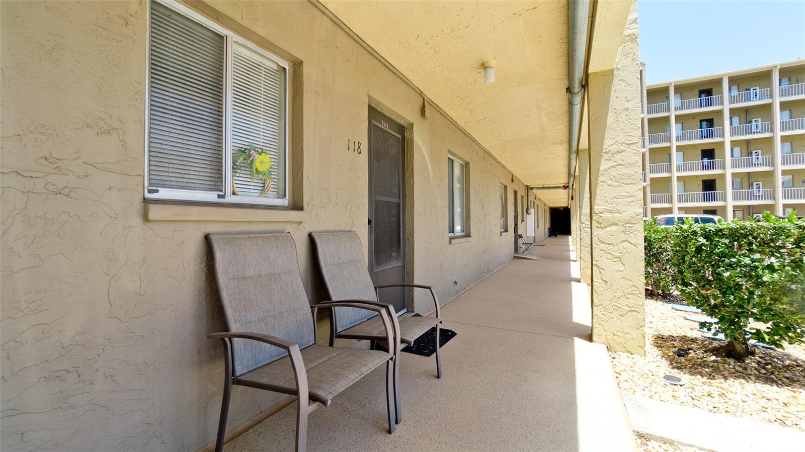 Image 21 of 43 For 3534 Lake Bayshore Drive 118