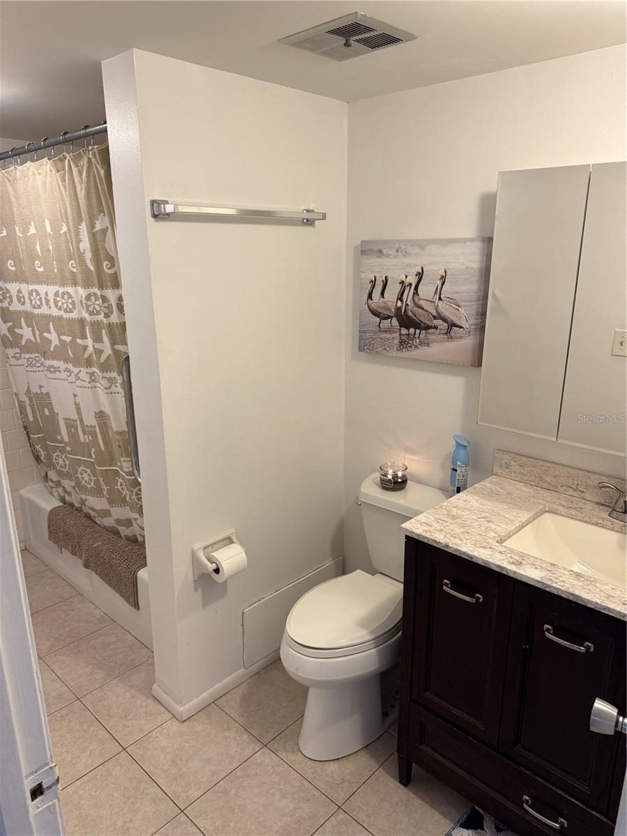 Image 39 of 43 For 3534 Lake Bayshore Drive 118