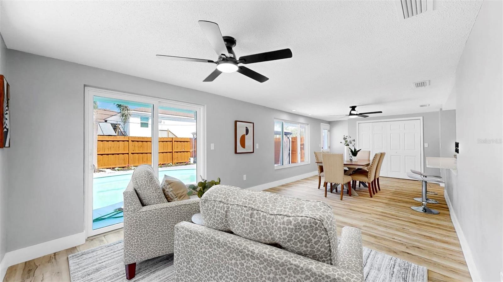 Image 16 of 74 For 829 Riverside Drive