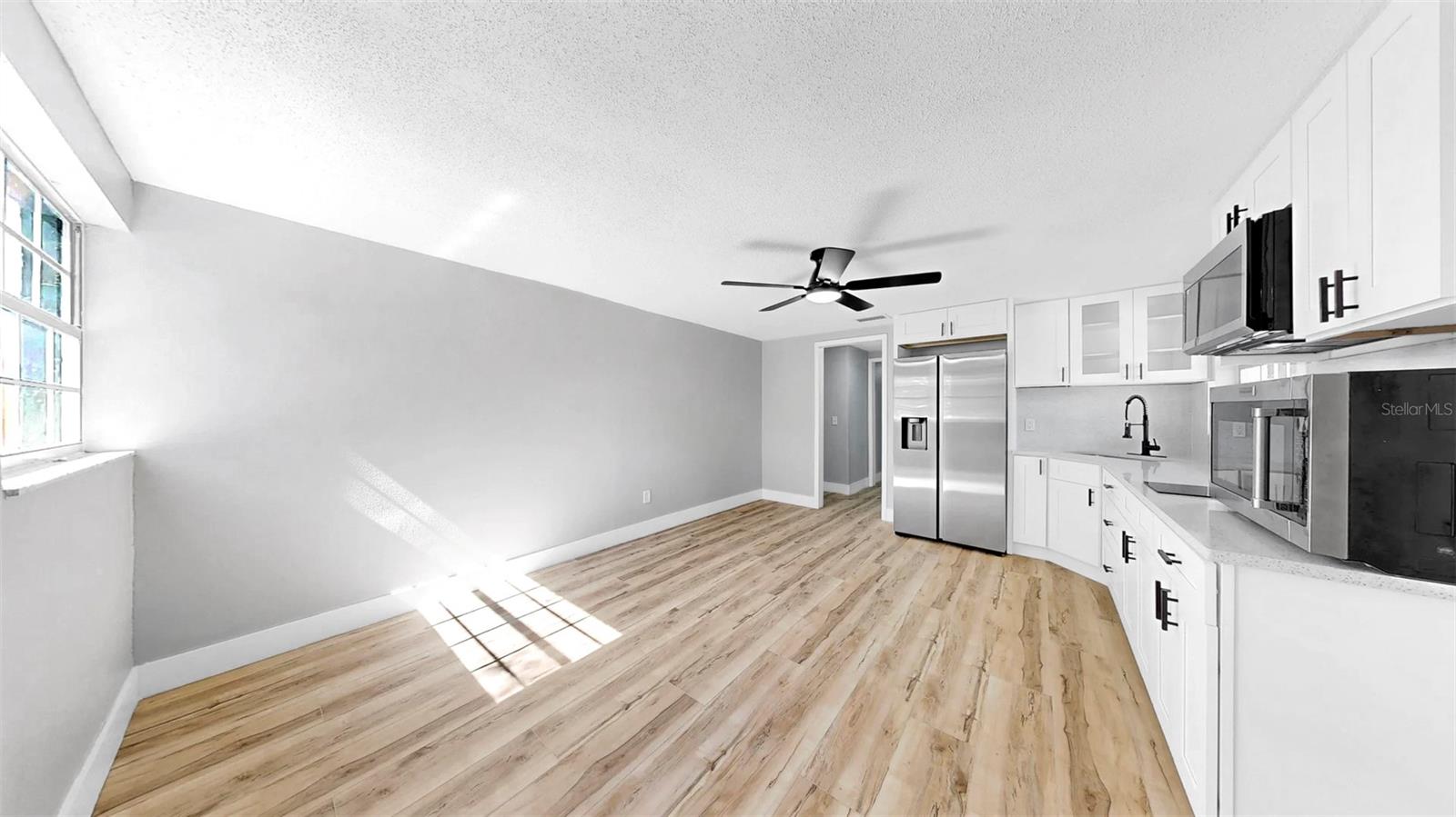 Image 17 of 74 For 829 Riverside Drive