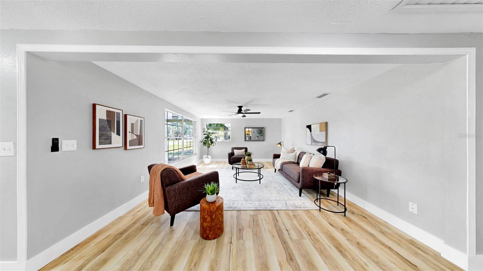 Image 19 of 74 For 829 Riverside Drive