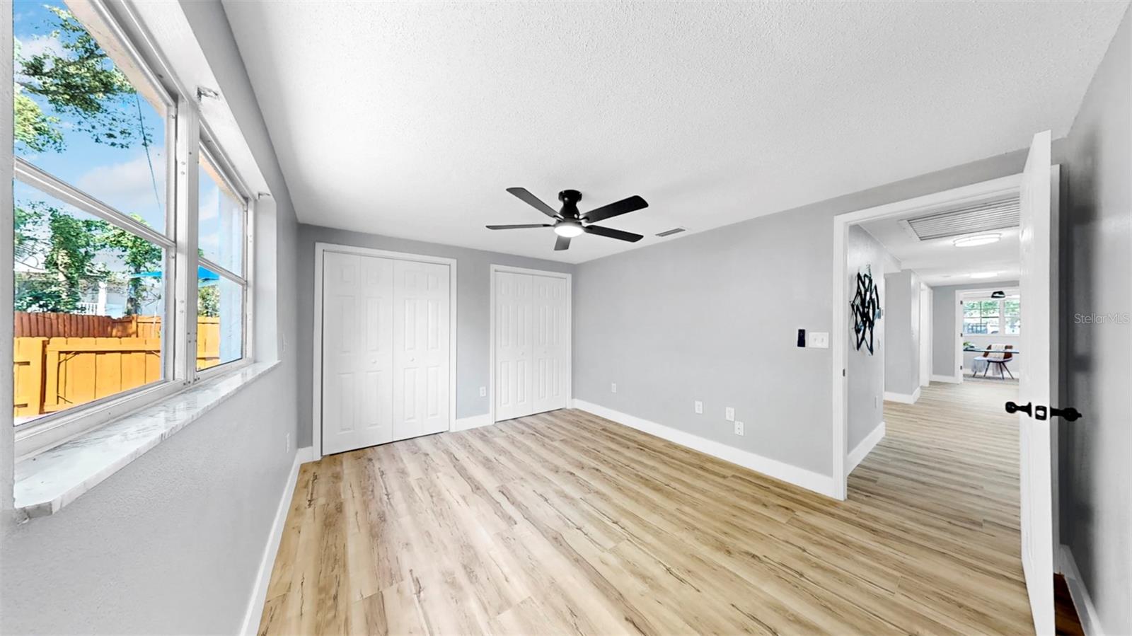 Image 40 of 74 For 829 Riverside Drive