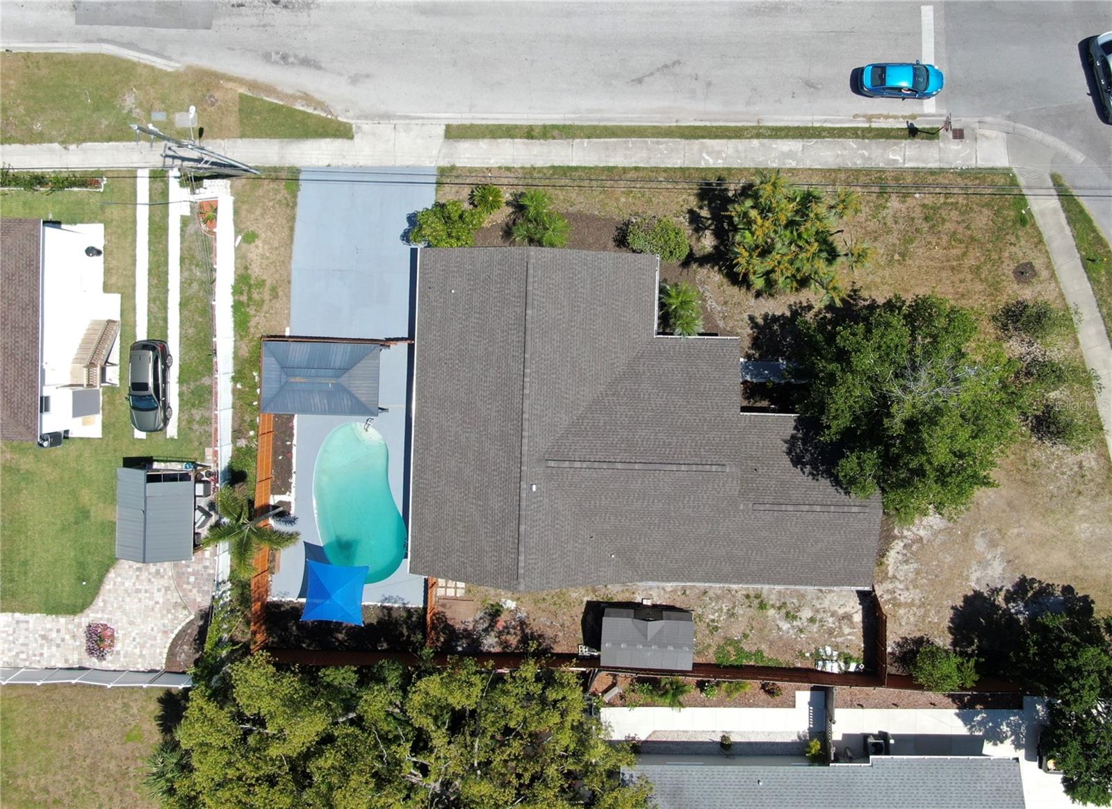Image 65 of 74 For 829 Riverside Drive