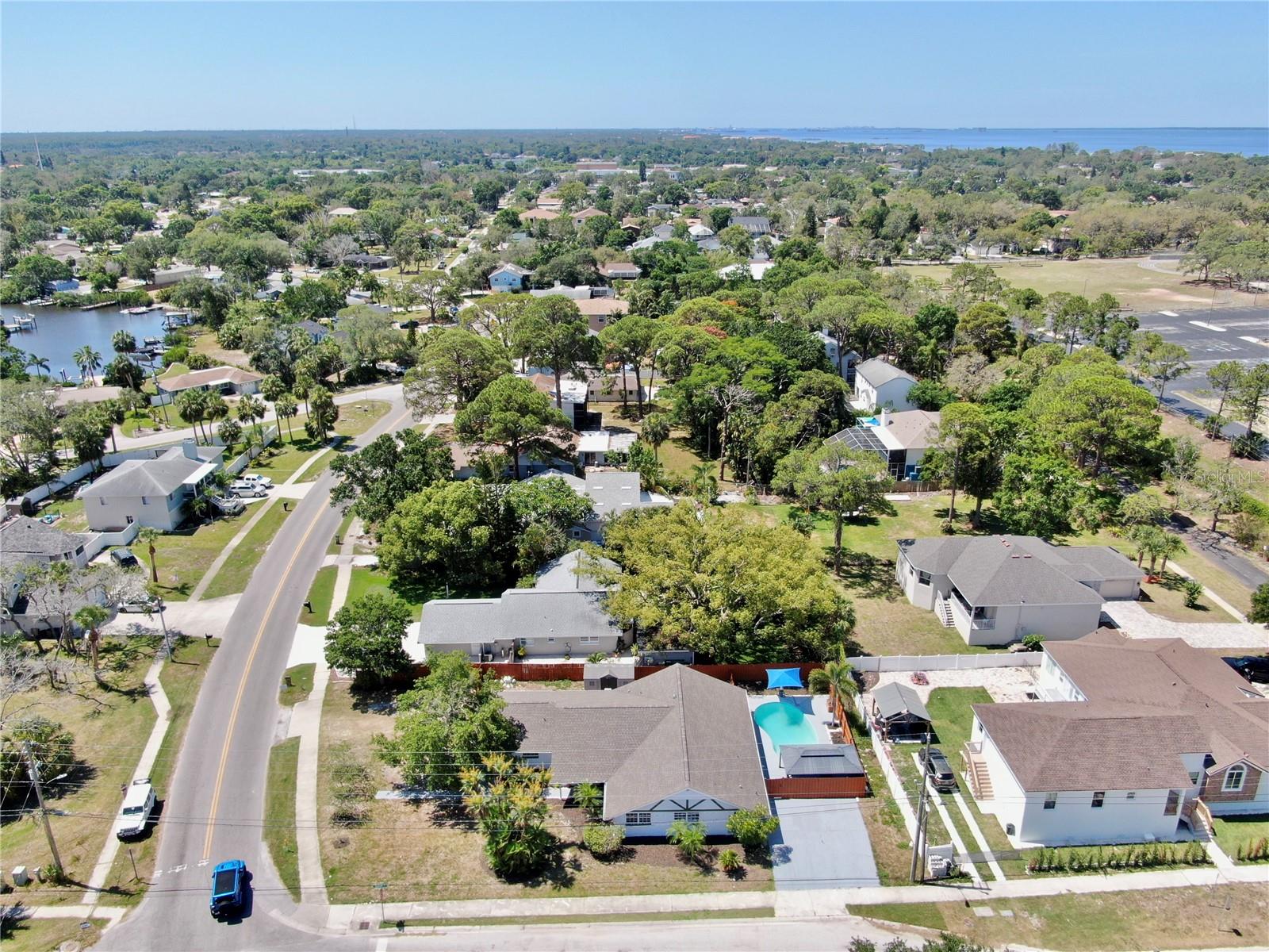 Image 68 of 74 For 829 Riverside Drive