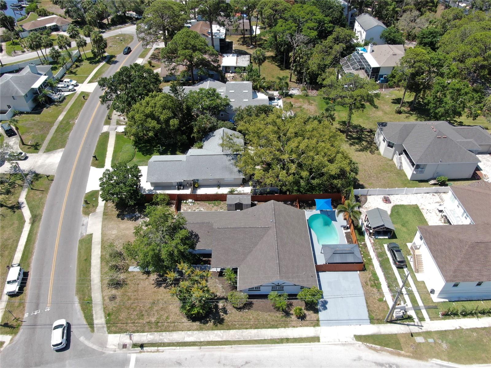 Image 69 of 74 For 829 Riverside Drive
