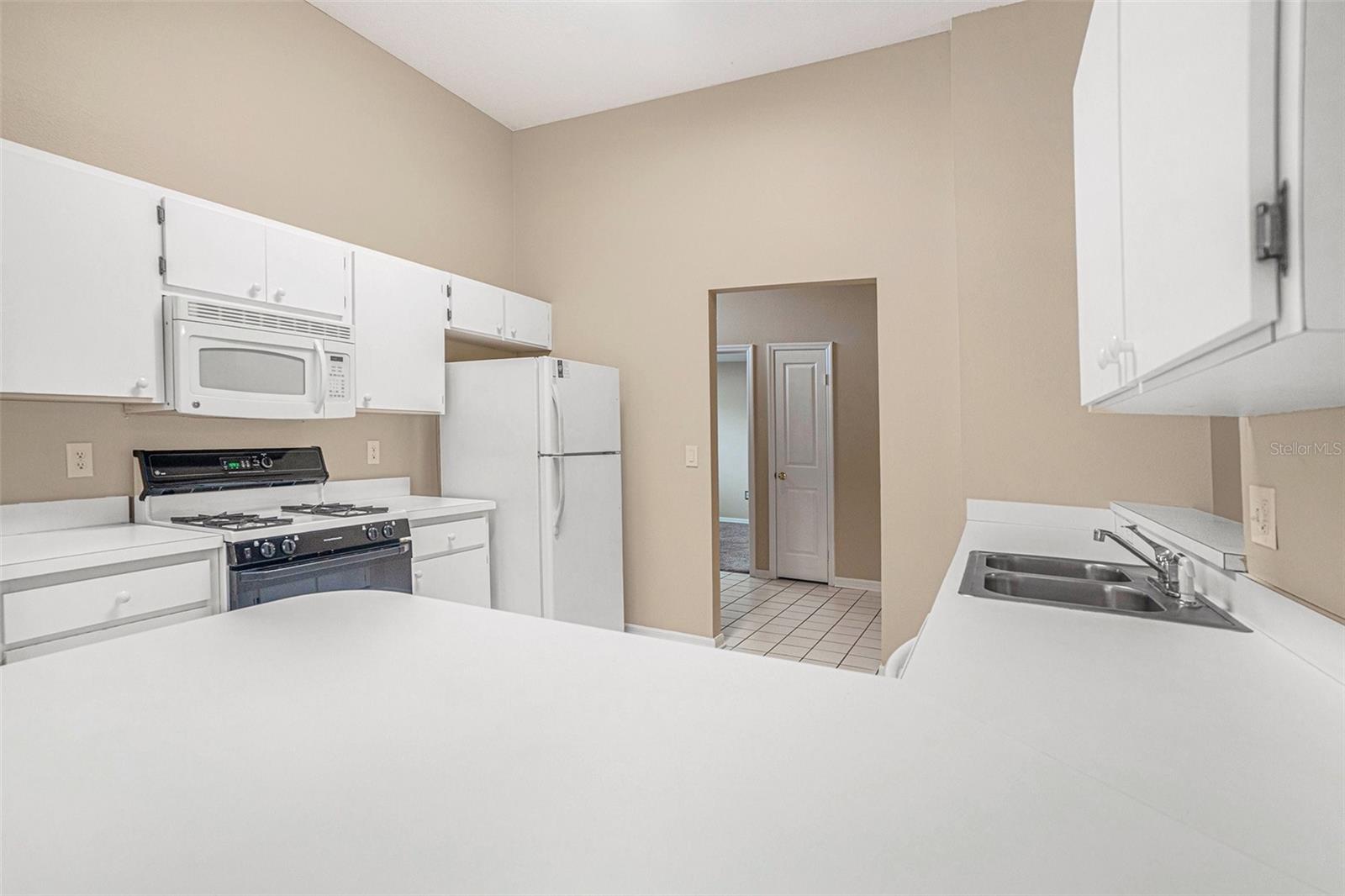 Image 10 of 21 For 1802 Durkee Place
