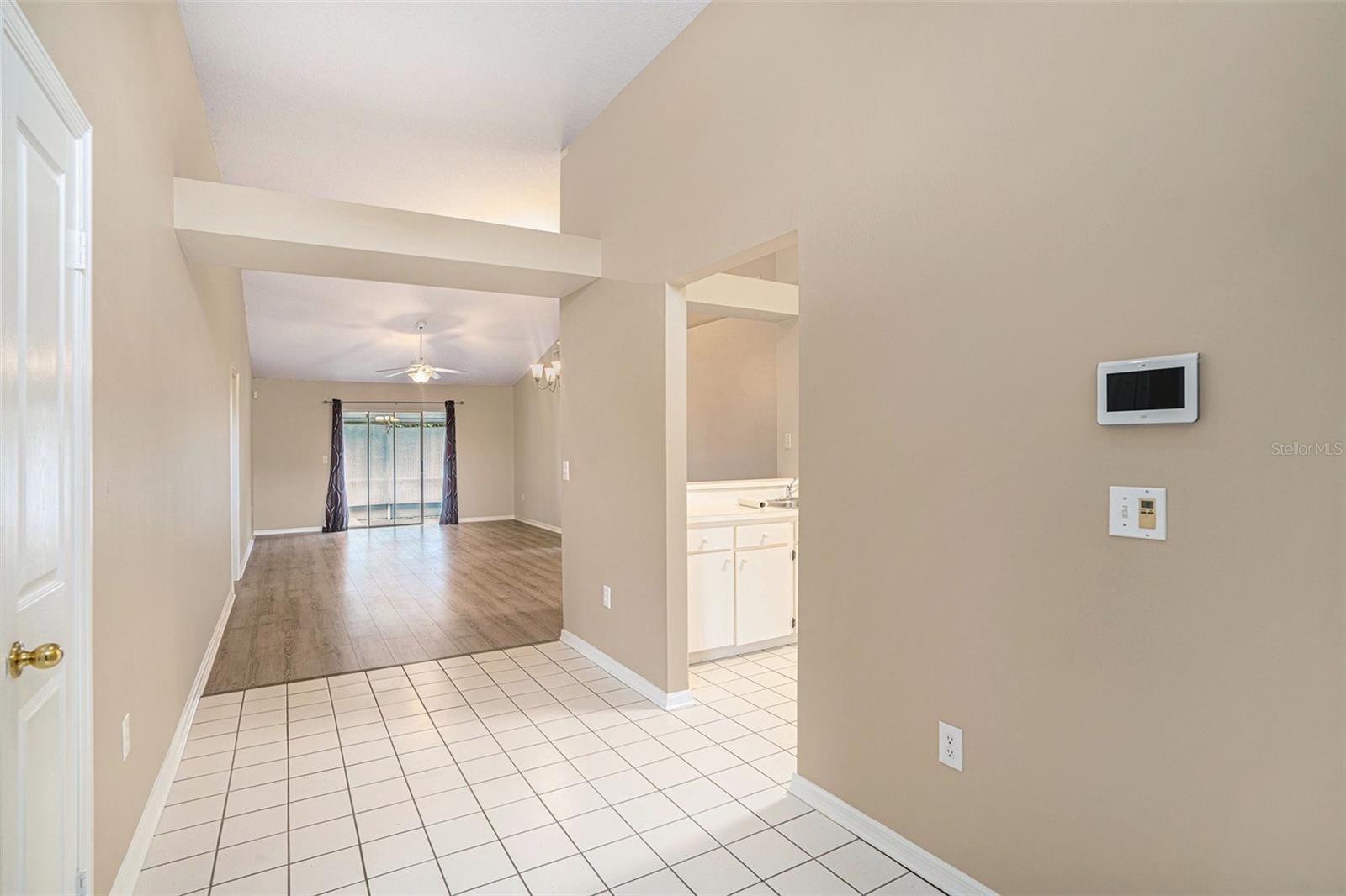 Image 4 of 21 For 1802 Durkee Place