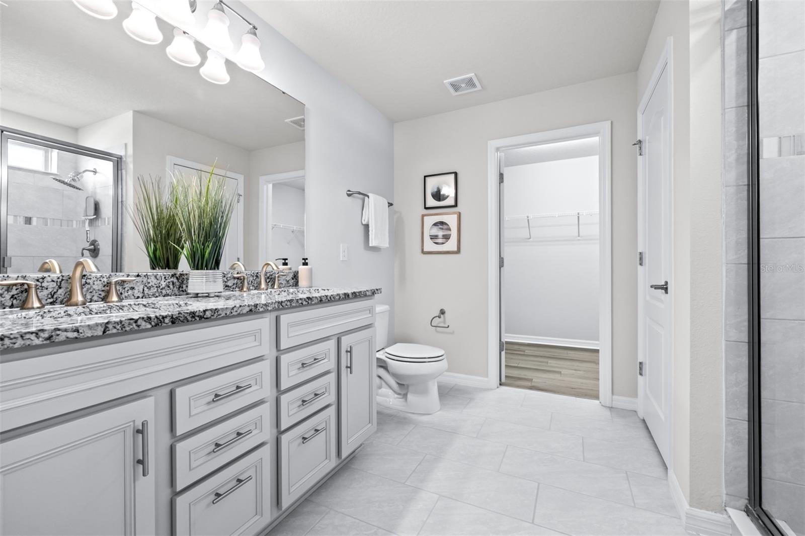 Image 17 of 37 For 6563 Ryestone Way