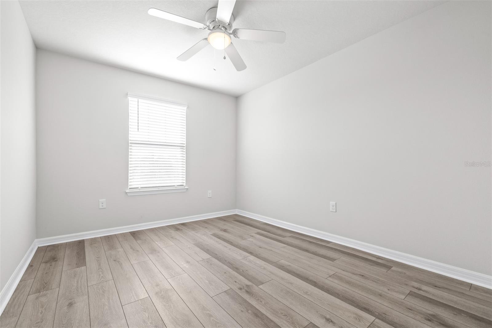Image 22 of 37 For 6563 Ryestone Way