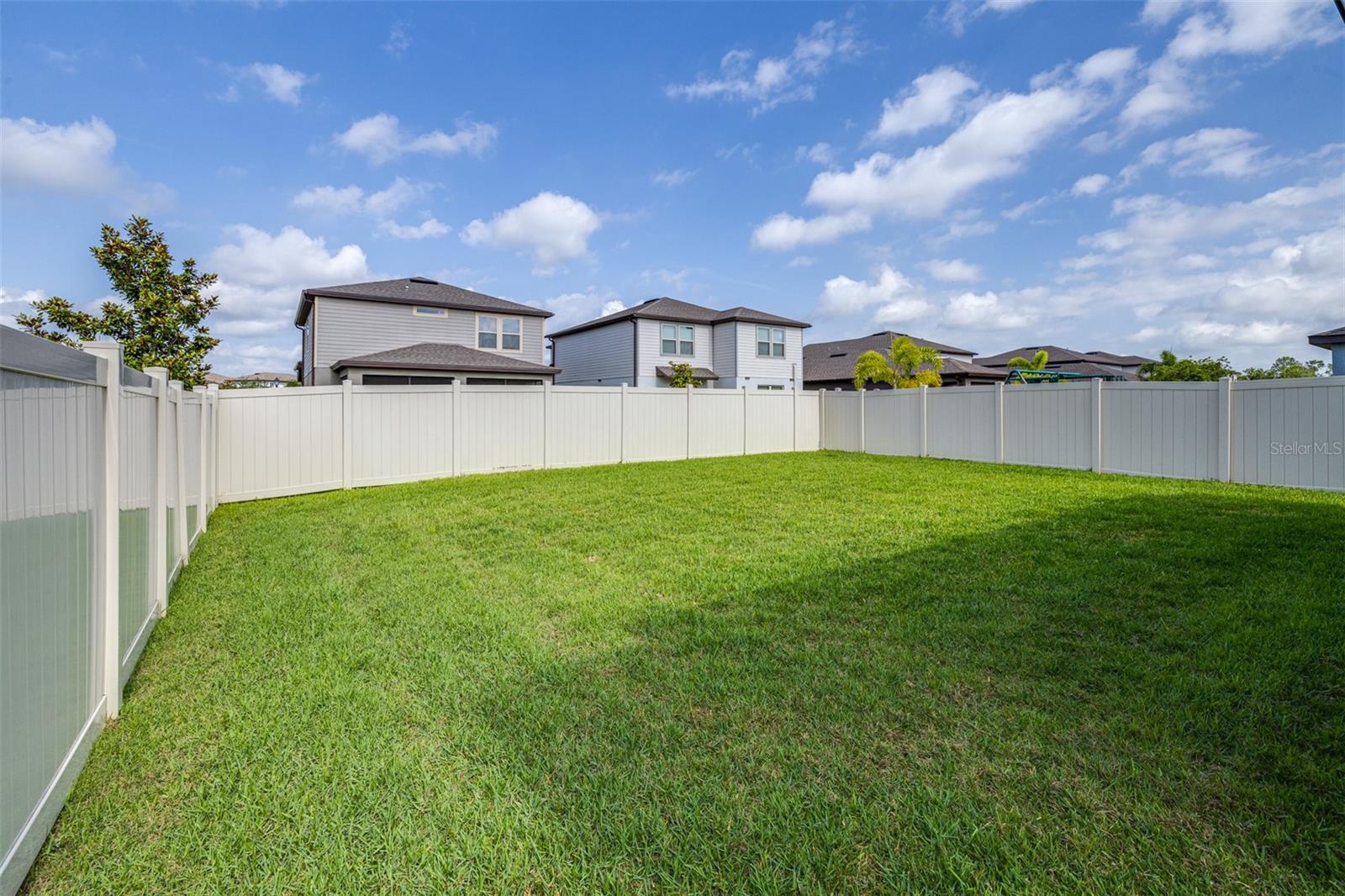 Image 27 of 37 For 6563 Ryestone Way