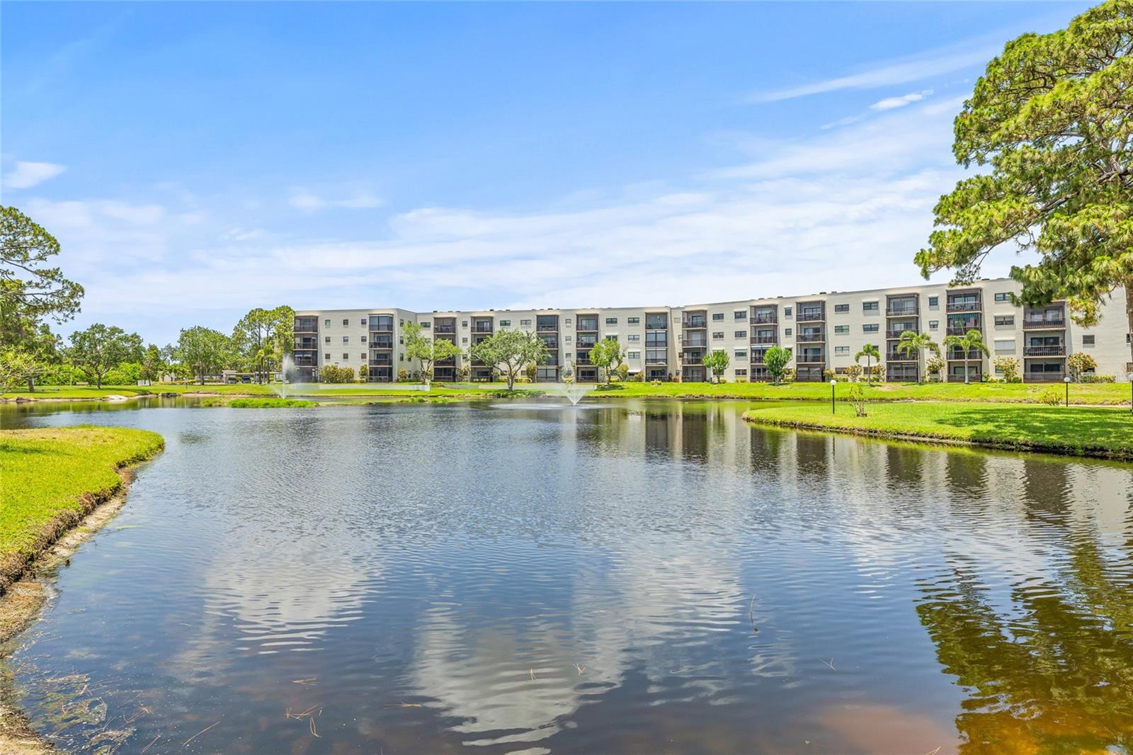 Details for 6188 80th Street N 101, ST PETERSBURG, FL 33709