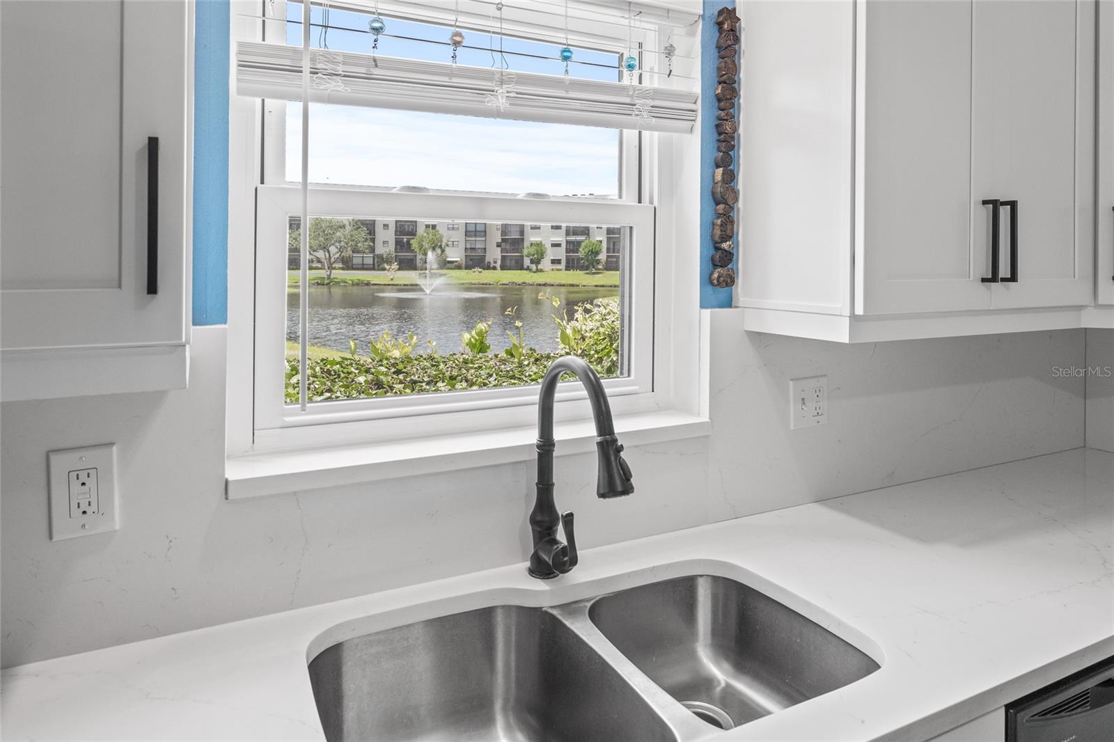 Image 20 of 37 For 6188 80th Street N 101