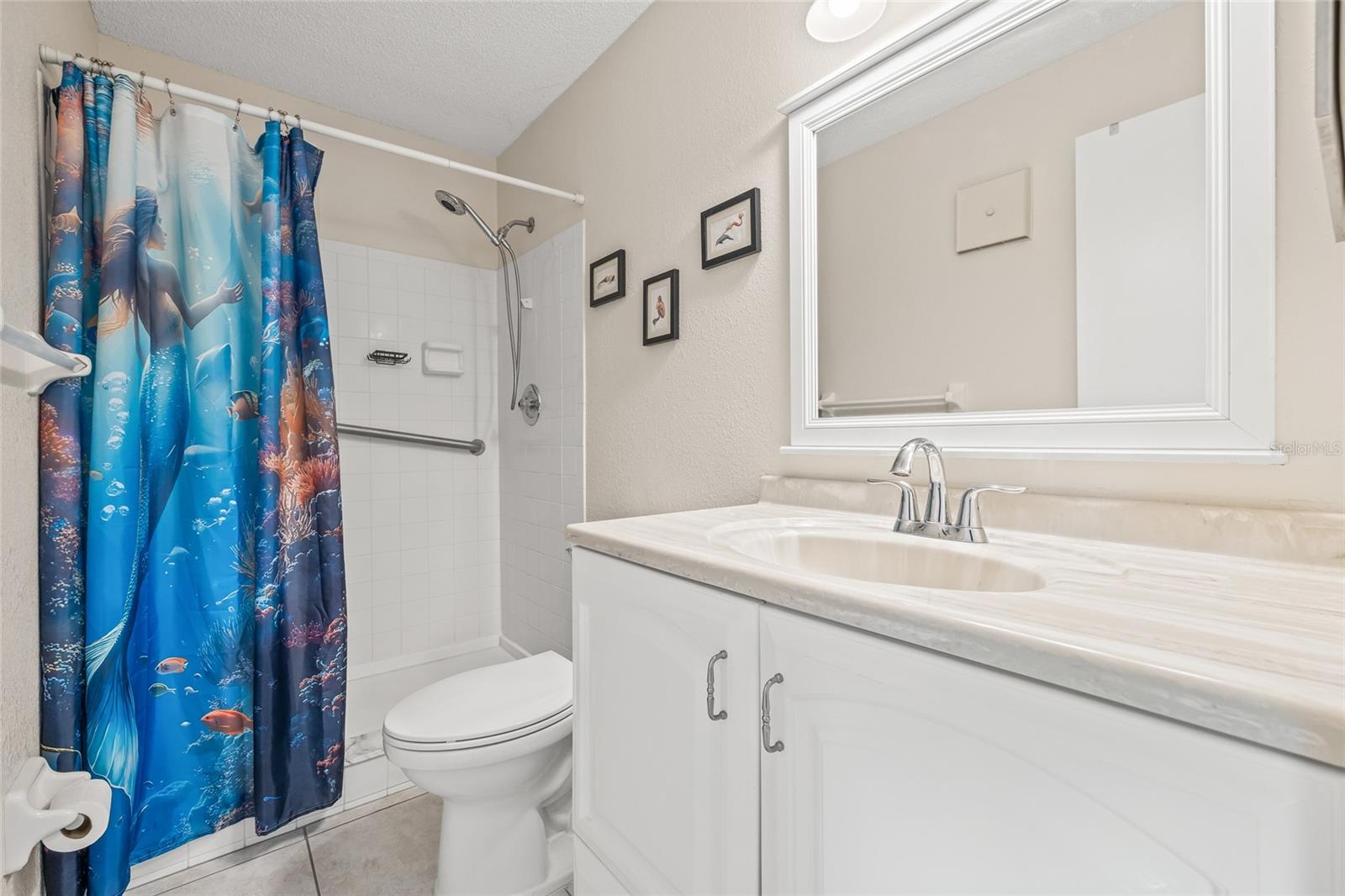 Image 7 of 37 For 6188 80th Street N 101