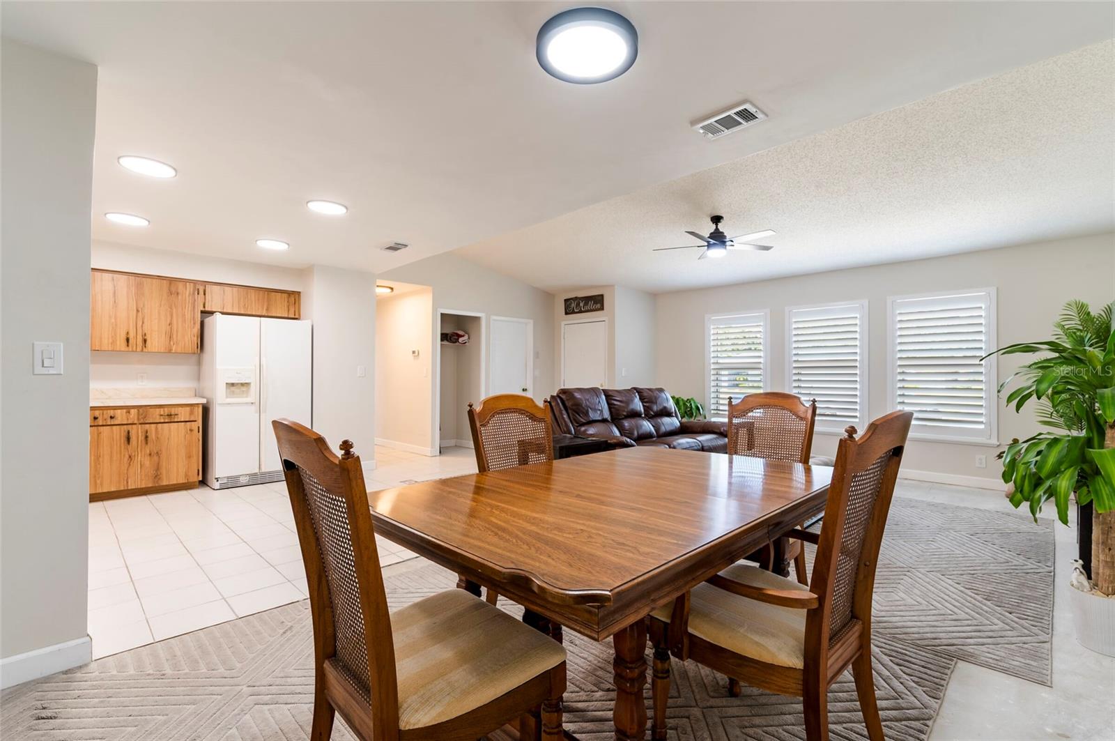 Image 14 of 31 For 1818 Willow Oak Drive