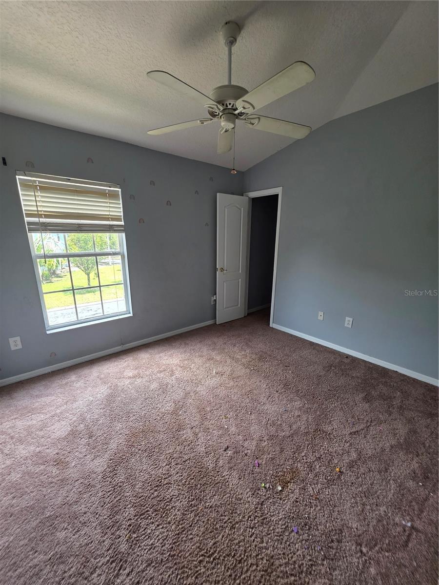 Image 15 of 27 For 13157 Kings Crossing Drive