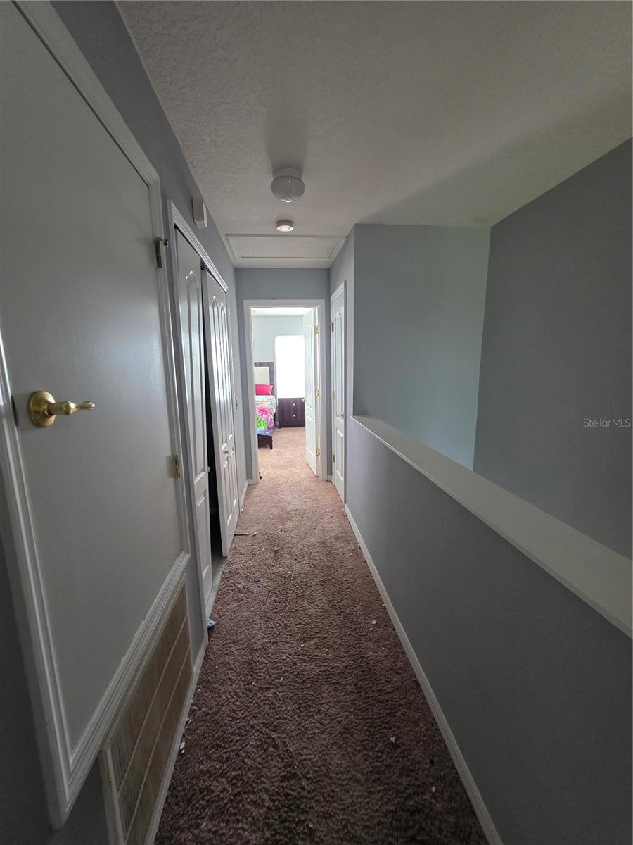 Image 19 of 27 For 13157 Kings Crossing Drive